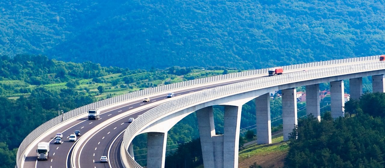 자동차 부품 효율성 헤더