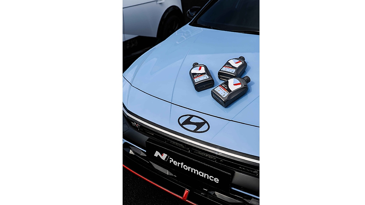 2025 현대 N 페스티벌에서 공개된 'N 퍼포먼스 엔진오일 0W-30'
